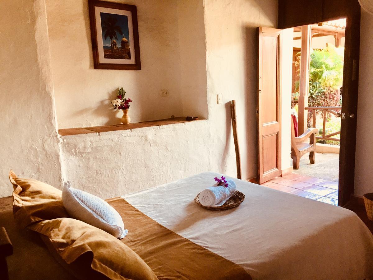 La Serrana Hostal Spa Socorro Esterno foto