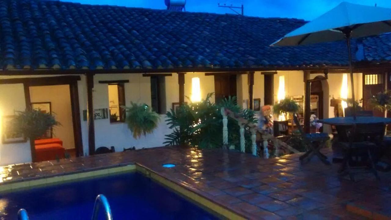 La Serrana Hostal Spa Socorro Esterno foto